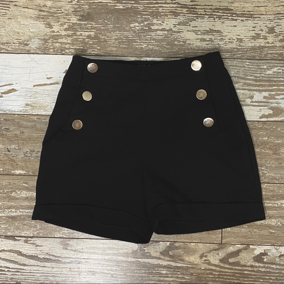 H&M Pants - 5/$25 H&M High Waisted Button Detail Closure Black Cuffed Majorette Shorts Sz 2